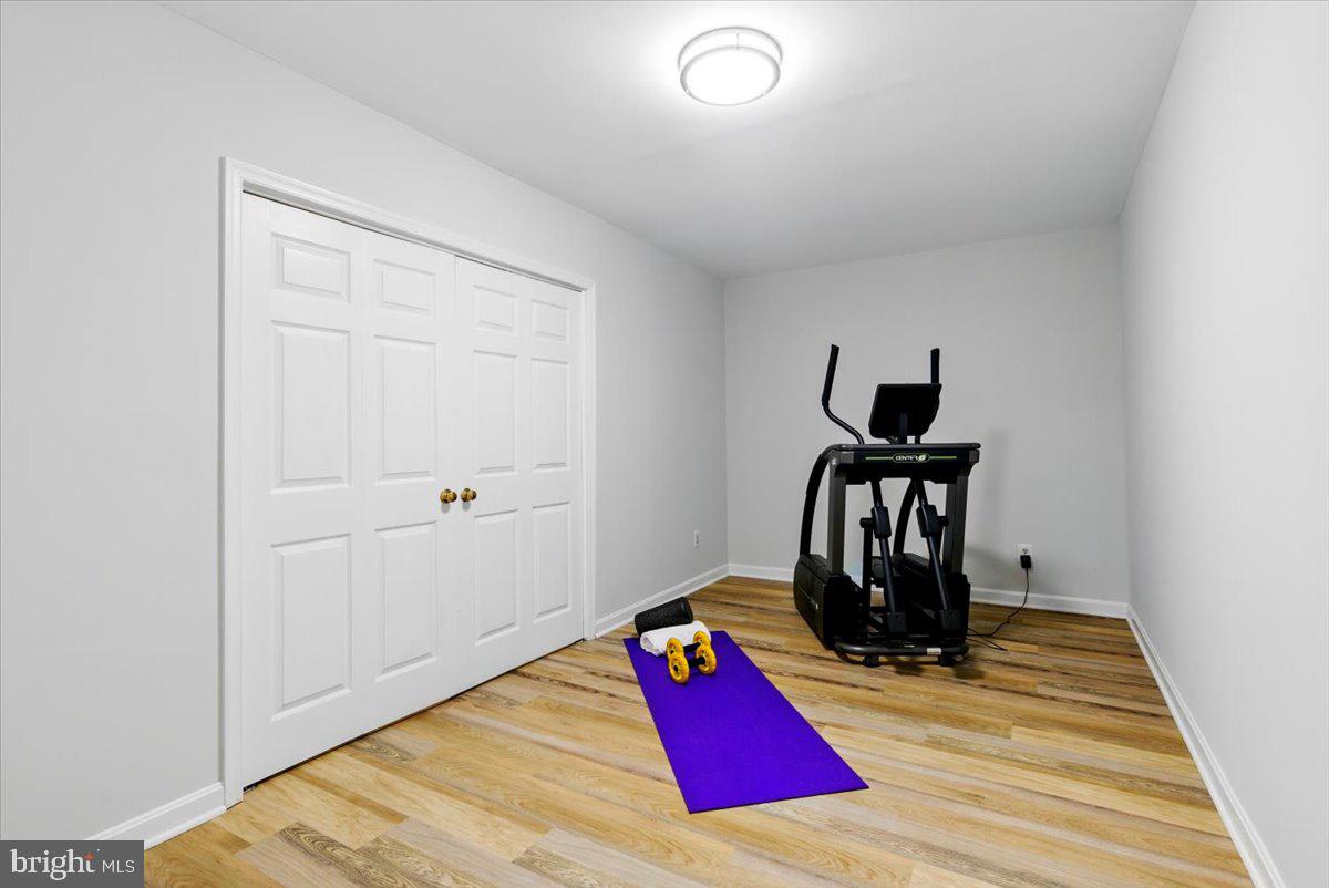 9310 HALLSTON CT, FAIRFAX STATION, Virginia 22039, 5 Bedrooms Bedrooms, ,4 BathroomsBathrooms,Residential,For sale,9310 HALLSTON CT,VAFX2234786 MLS # VAFX2234786