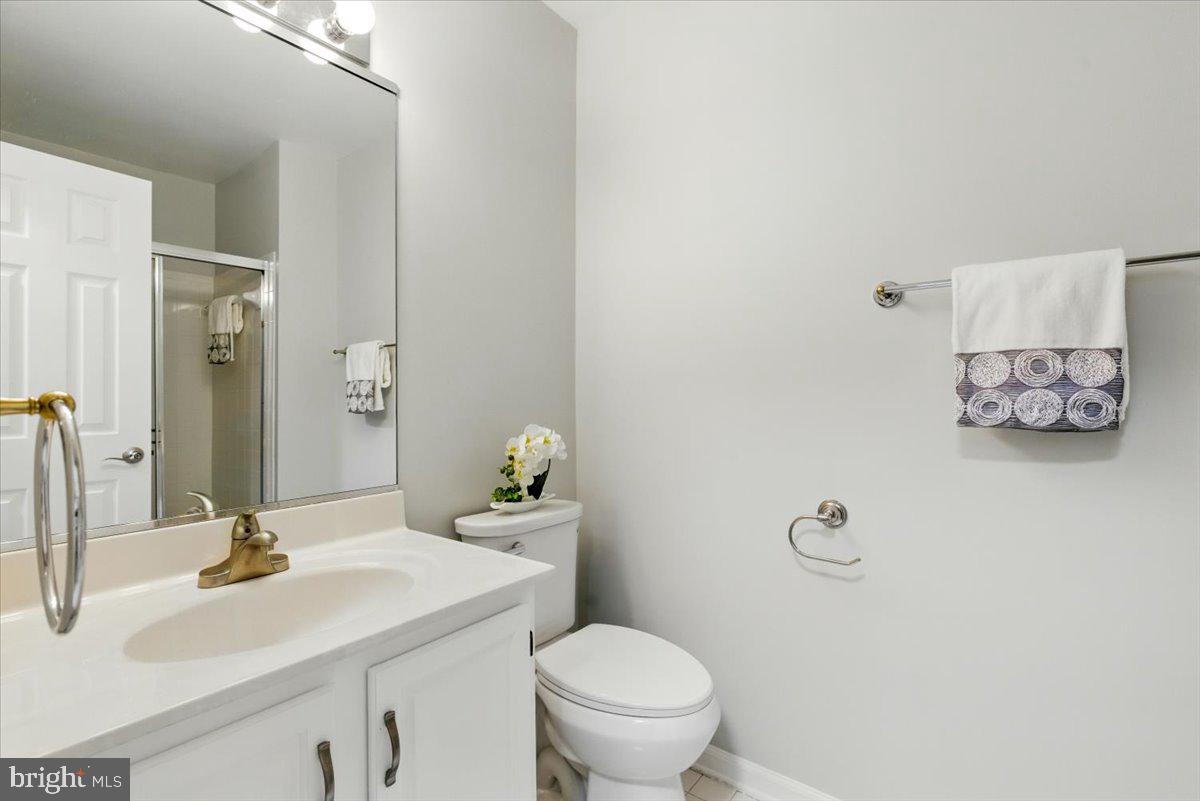 9310 HALLSTON CT, FAIRFAX STATION, Virginia 22039, 5 Bedrooms Bedrooms, ,4 BathroomsBathrooms,Residential,For sale,9310 HALLSTON CT,VAFX2234786 MLS # VAFX2234786