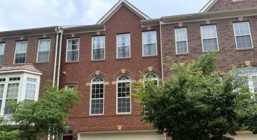 9329 HUNDITH HILL CT, LORTON, Virginia 22079, 3 Bedrooms Bedrooms, ,2 BathroomsBathrooms,Residential,For sale,9329 HUNDITH HILL CT,VAFX2235102 MLS # VAFX2235102