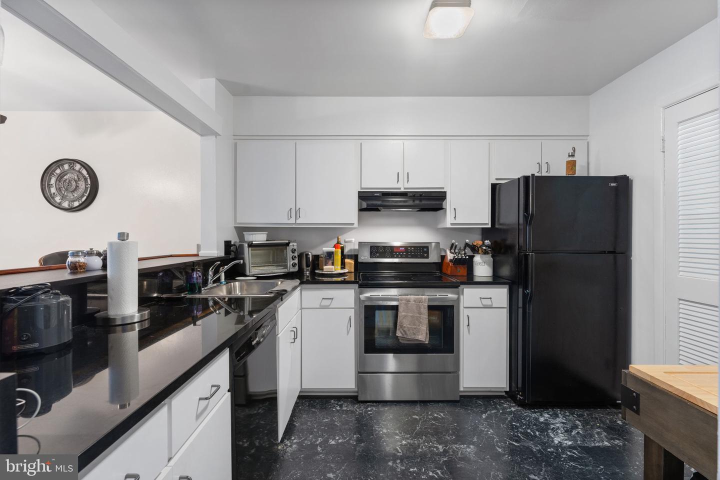 3950 WOODHUE PL #16, ALEXANDRIA, Virginia 22309, 2 Bedrooms Bedrooms, ,1 BathroomBathrooms,Residential,For sale,3950 WOODHUE PL #16,VAFX2235224 MLS # VAFX2235224