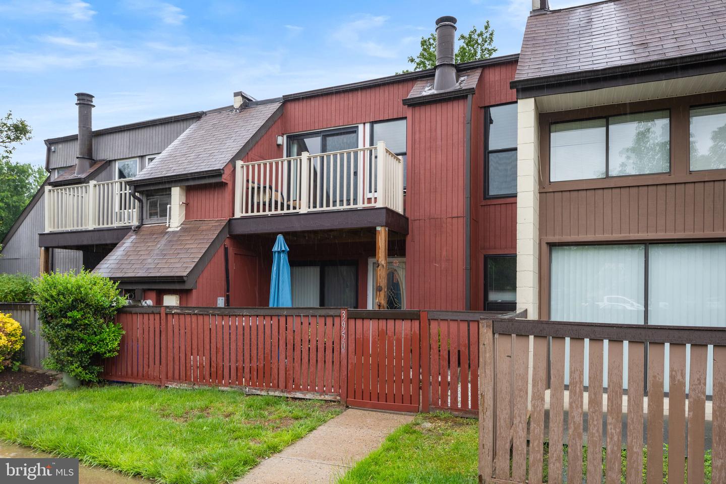 3950 WOODHUE PL #16, ALEXANDRIA, Virginia 22309, 2 Bedrooms Bedrooms, ,1 BathroomBathrooms,Residential,For sale,3950 WOODHUE PL #16,VAFX2235224 MLS # VAFX2235224