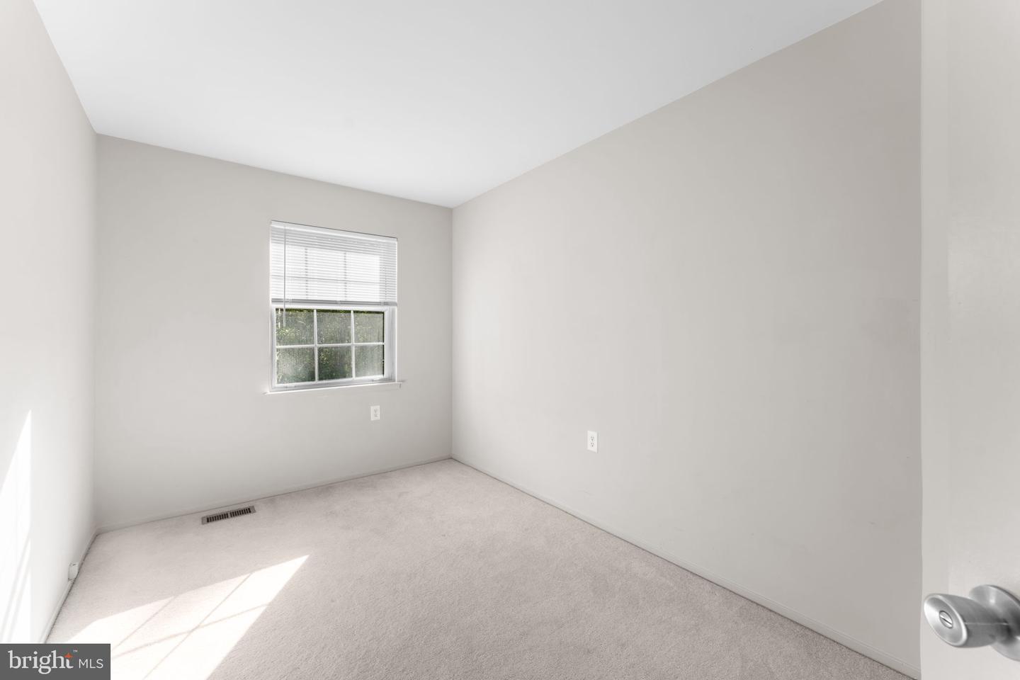 3908 MARQUIS PL, WOODBRIDGE, Virginia 22192, 3 Bedrooms Bedrooms, ,2 BathroomsBathrooms,Residential,For sale,3908 MARQUIS PL,VAPW2092378 MLS # VAPW2092378