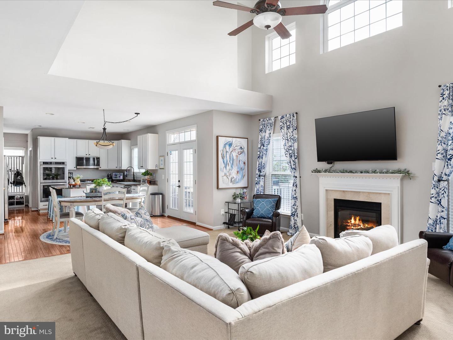 8705 LORDS VIEW LOOP, GAINESVILLE, Virginia 20155, 5 Bedrooms Bedrooms, ,4 BathroomsBathrooms,Residential,For sale,8705 LORDS VIEW LOOP,VAPW2092380 MLS # VAPW2092380