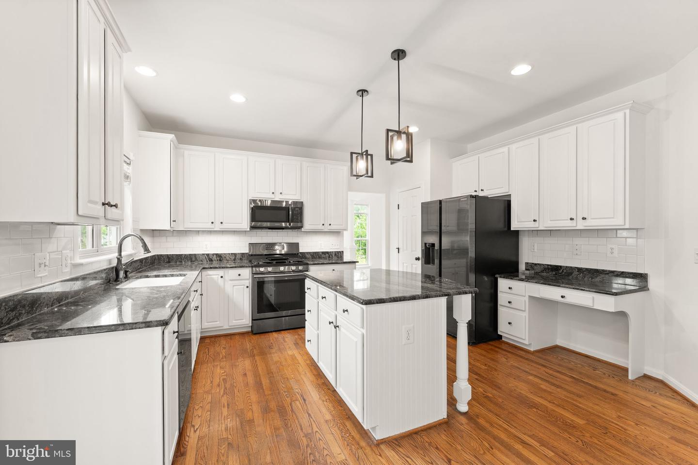 43205 CARDSTON PL, LEESBURG, Virginia 20176, 4 Bedrooms Bedrooms, ,2 BathroomsBathrooms,Residential,For sale,43205 CARDSTON PL,VALO2094326 MLS # VALO2094326