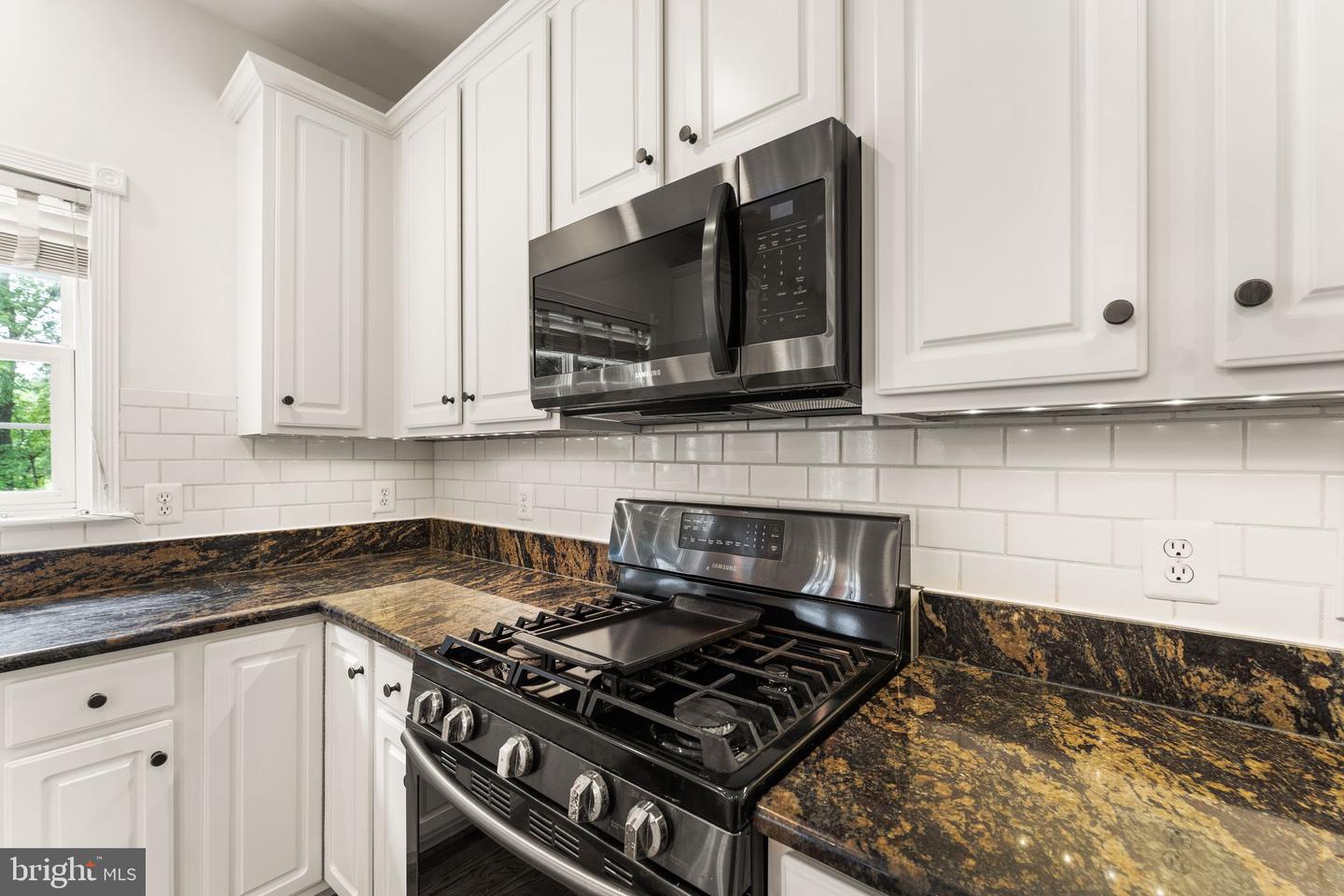 43205 CARDSTON PL, LEESBURG, Virginia 20176, 4 Bedrooms Bedrooms, ,2 BathroomsBathrooms,Residential,For sale,43205 CARDSTON PL,VALO2094326 MLS # VALO2094326