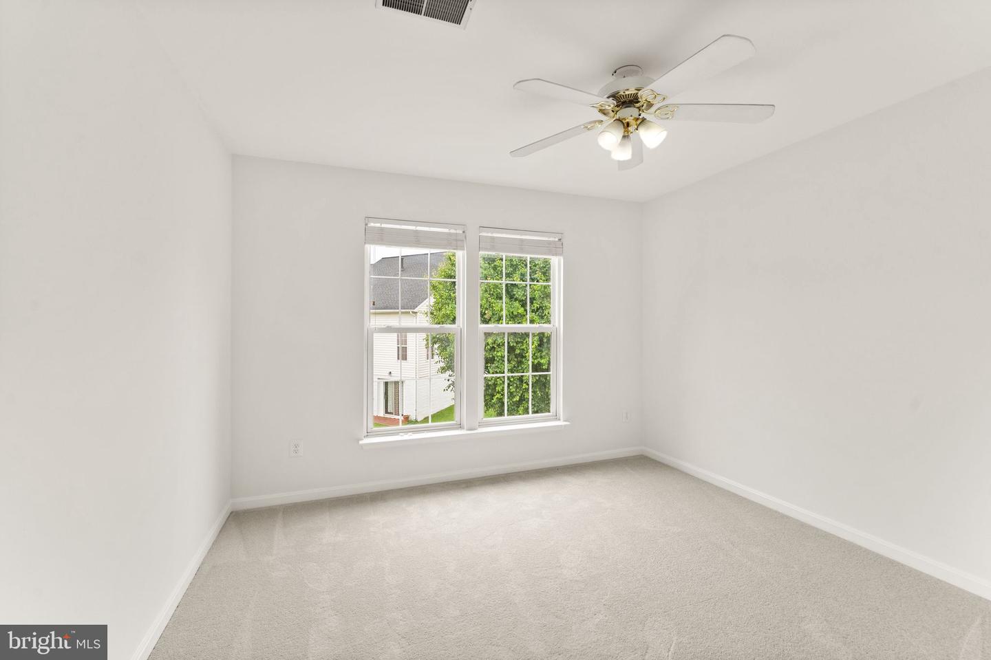 43205 CARDSTON PL, LEESBURG, Virginia 20176, 4 Bedrooms Bedrooms, ,2 BathroomsBathrooms,Residential,For sale,43205 CARDSTON PL,VALO2094326 MLS # VALO2094326