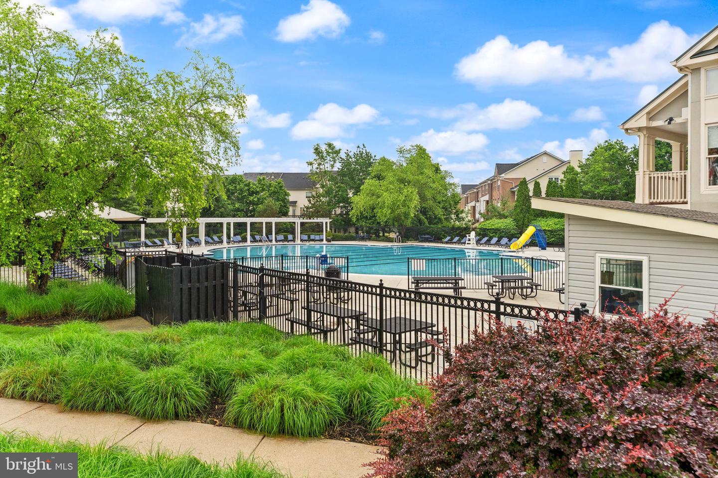 43205 CARDSTON PL, LEESBURG, Virginia 20176, 4 Bedrooms Bedrooms, ,2 BathroomsBathrooms,Residential,For sale,43205 CARDSTON PL,VALO2094326 MLS # VALO2094326