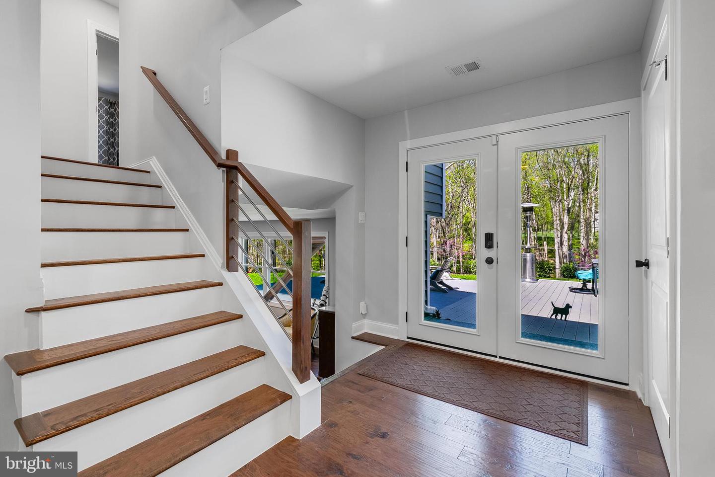 10217 LAWYERS RD, VIENNA, Virginia 22181, 4 Bedrooms Bedrooms, ,4 BathroomsBathrooms,Residential,For sale,10217 LAWYERS RD,VAFX2235354 MLS # VAFX2235354
