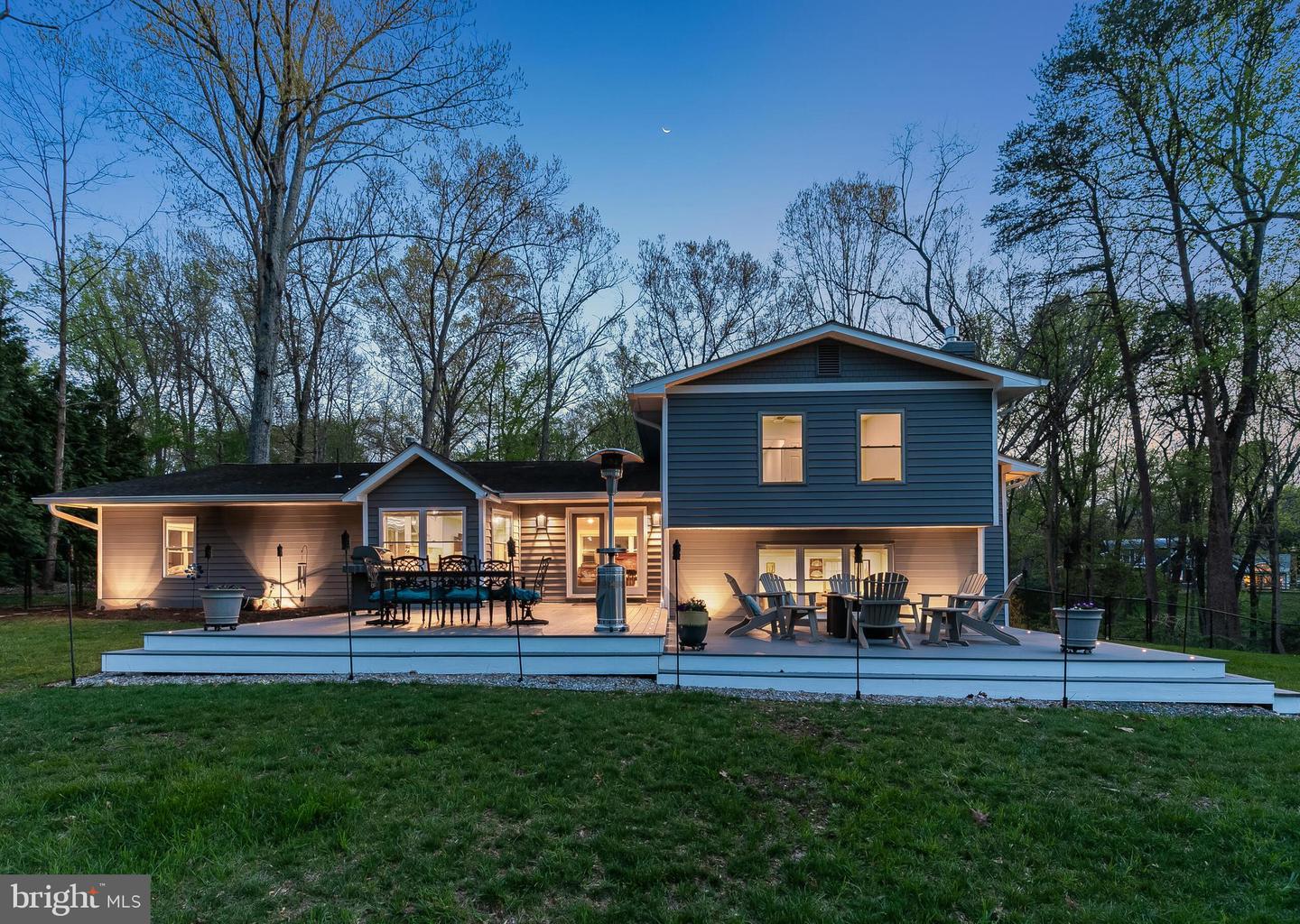 10217 LAWYERS RD, VIENNA, Virginia 22181, 4 Bedrooms Bedrooms, ,4 BathroomsBathrooms,Residential,For sale,10217 LAWYERS RD,VAFX2235354 MLS # VAFX2235354