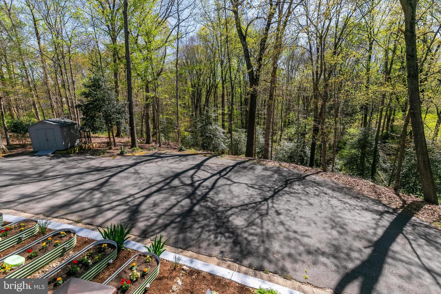 10217 LAWYERS RD, VIENNA, Virginia 22181, 4 Bedrooms Bedrooms, ,4 BathroomsBathrooms,Residential,For sale,10217 LAWYERS RD,VAFX2235354 MLS # VAFX2235354