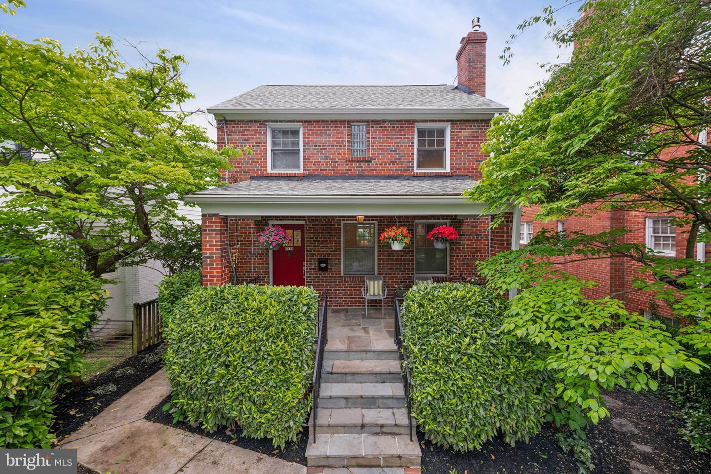 5219 WESTERN AVE NW, WASHINGTON, District Of Columbia 20015, 3 Bedrooms Bedrooms, ,2 BathroomsBathrooms,Residential,For sale,5219 WESTERN AVE NW,DCDC2196424 MLS # DCDC2196424
