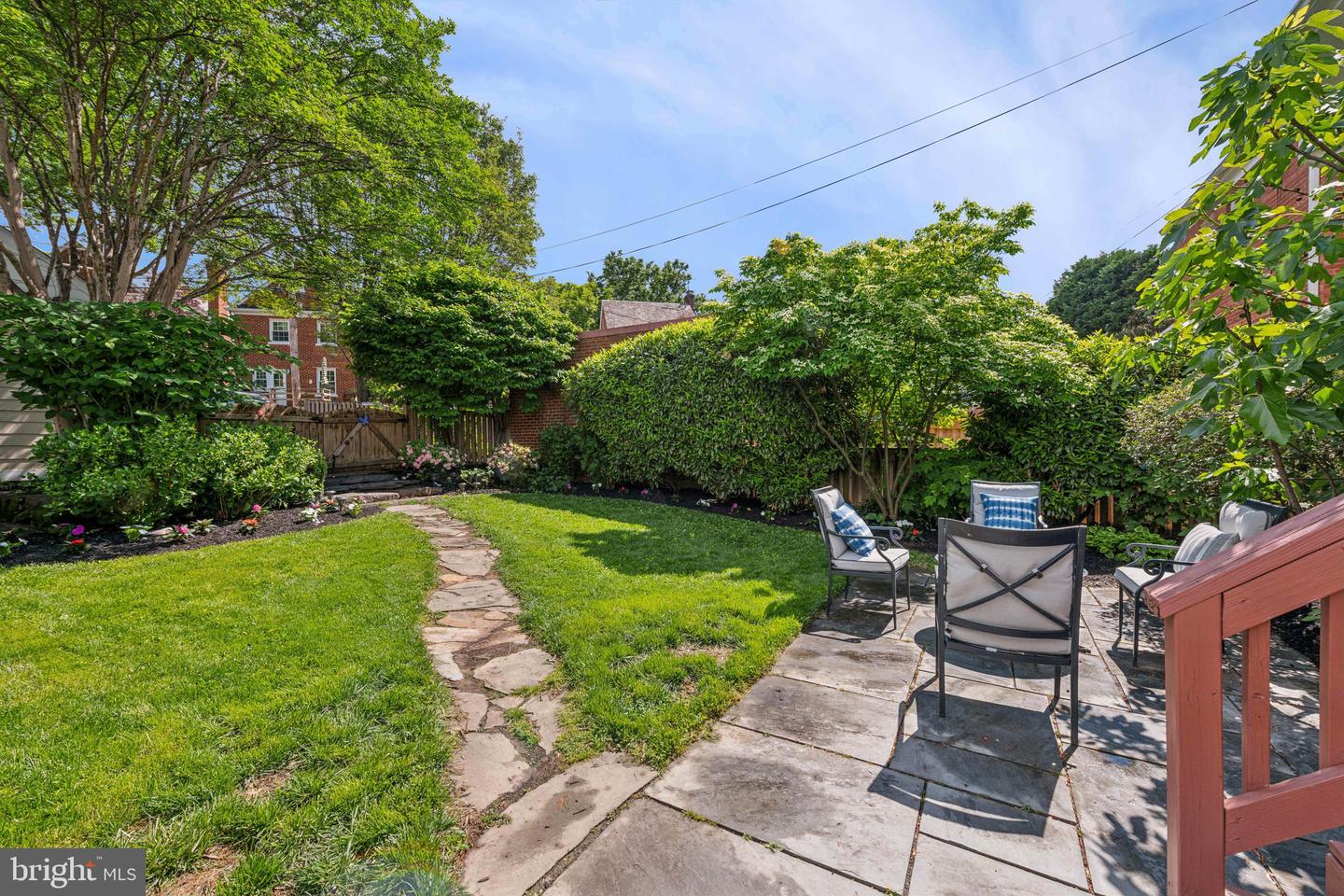 5219 WESTERN AVE NW, WASHINGTON, District Of Columbia 20015, 3 Bedrooms Bedrooms, ,2 BathroomsBathrooms,Residential,For sale,5219 WESTERN AVE NW,DCDC2196424 MLS # DCDC2196424
