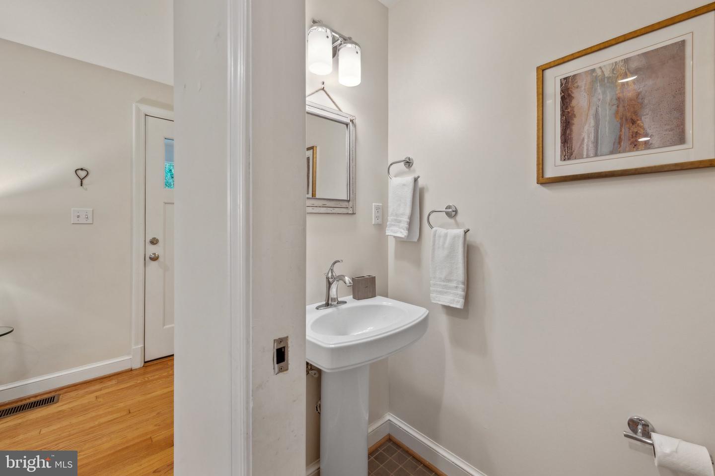 5219 WESTERN AVE NW, WASHINGTON, District Of Columbia 20015, 3 Bedrooms Bedrooms, ,2 BathroomsBathrooms,Residential,For sale,5219 WESTERN AVE NW,DCDC2196424 MLS # DCDC2196424