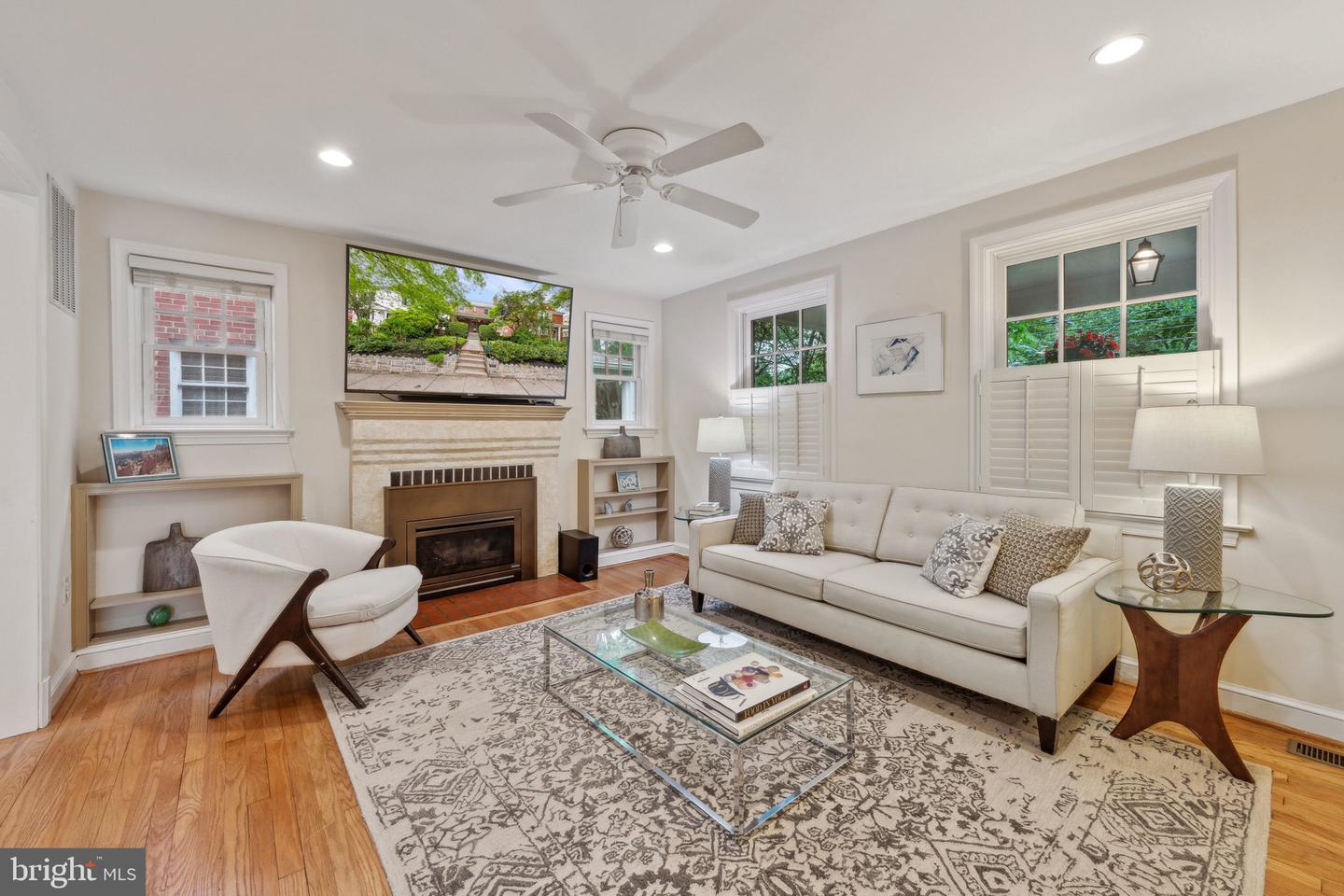 5219 WESTERN AVE NW, WASHINGTON, District Of Columbia 20015, 3 Bedrooms Bedrooms, ,2 BathroomsBathrooms,Residential,For sale,5219 WESTERN AVE NW,DCDC2196424 MLS # DCDC2196424