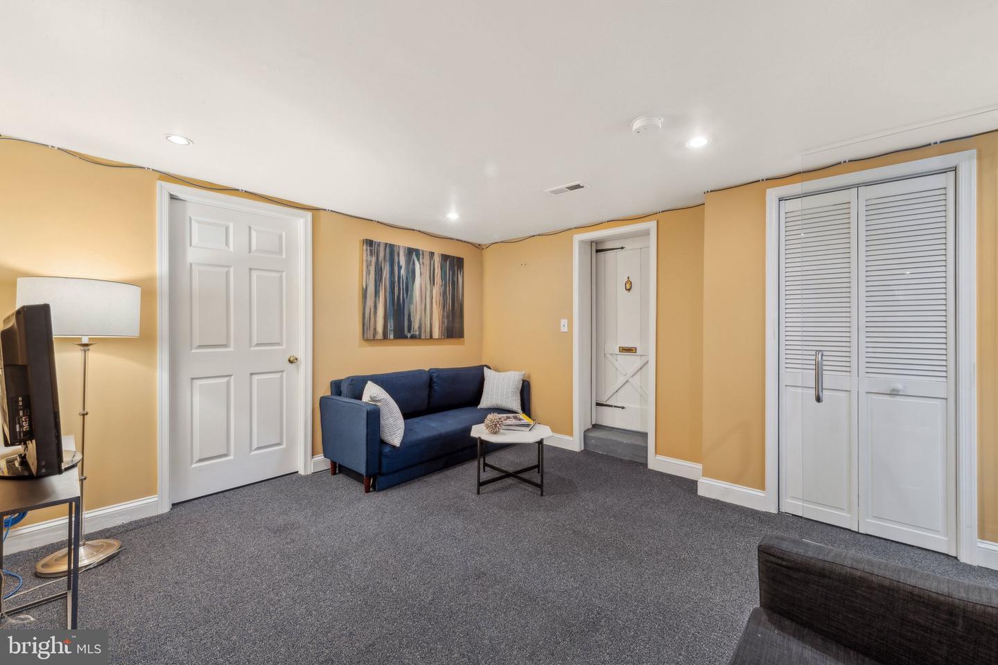5219 WESTERN AVE NW, WASHINGTON, District Of Columbia 20015, 3 Bedrooms Bedrooms, ,2 BathroomsBathrooms,Residential,For sale,5219 WESTERN AVE NW,DCDC2196424 MLS # DCDC2196424