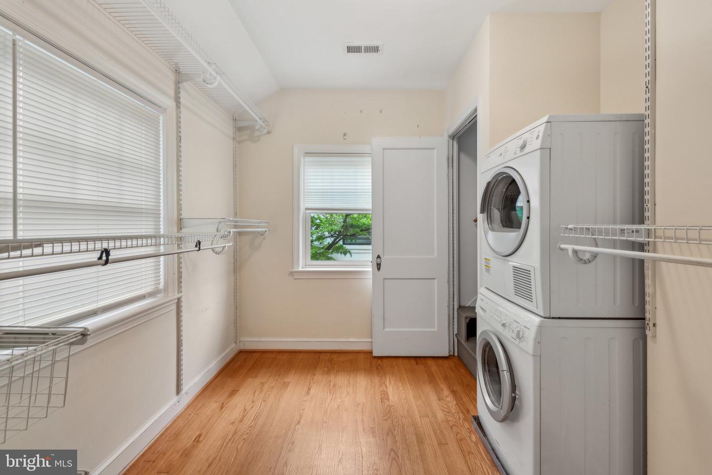 5219 WESTERN AVE NW, WASHINGTON, District Of Columbia 20015, 3 Bedrooms Bedrooms, ,2 BathroomsBathrooms,Residential,For sale,5219 WESTERN AVE NW,DCDC2196424 MLS # DCDC2196424