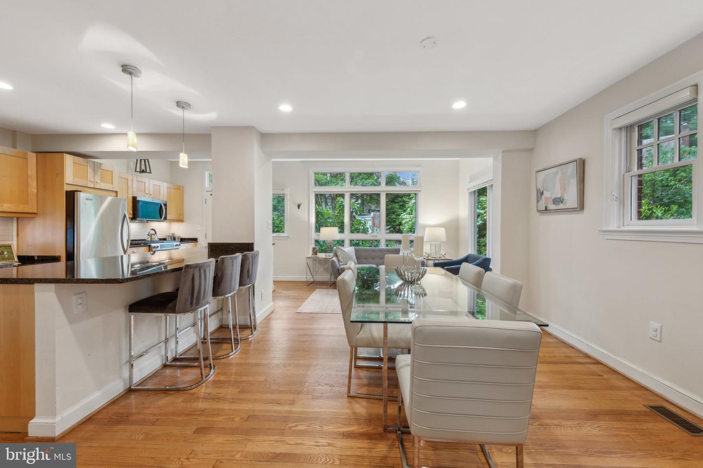 5219 WESTERN AVE NW, WASHINGTON, District Of Columbia 20015, 3 Bedrooms Bedrooms, ,2 BathroomsBathrooms,Residential,For sale,5219 WESTERN AVE NW,DCDC2196424 MLS # DCDC2196424
