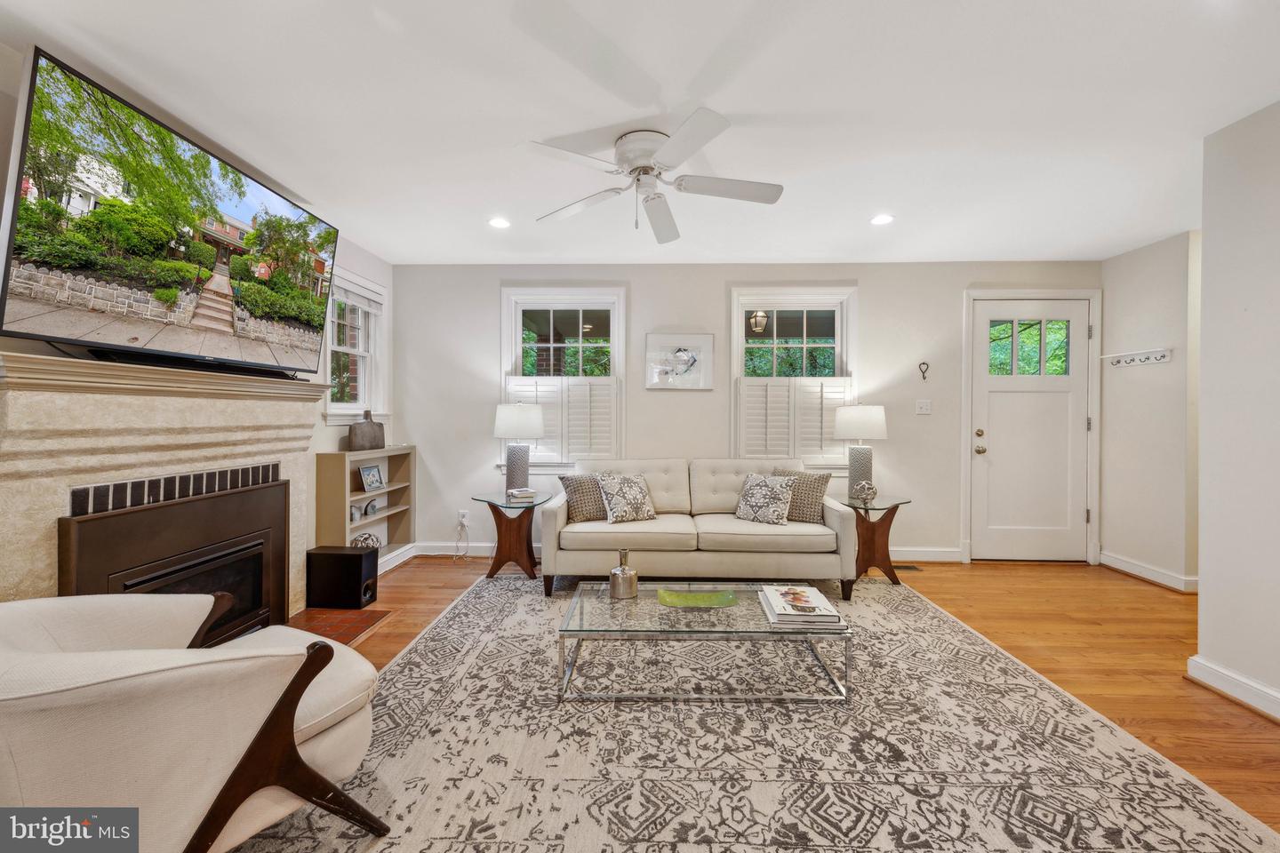 5219 WESTERN AVE NW, WASHINGTON, District Of Columbia 20015, 3 Bedrooms Bedrooms, ,2 BathroomsBathrooms,Residential,For sale,5219 WESTERN AVE NW,DCDC2196424 MLS # DCDC2196424