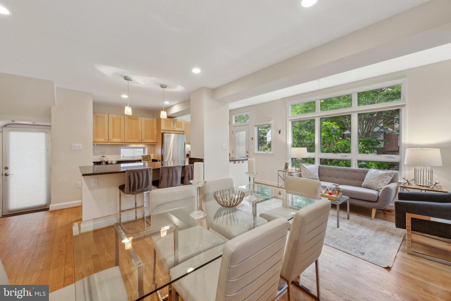 5219 WESTERN AVE NW, WASHINGTON, District Of Columbia 20015, 3 Bedrooms Bedrooms, ,2 BathroomsBathrooms,Residential,For sale,5219 WESTERN AVE NW,DCDC2196424 MLS # DCDC2196424
