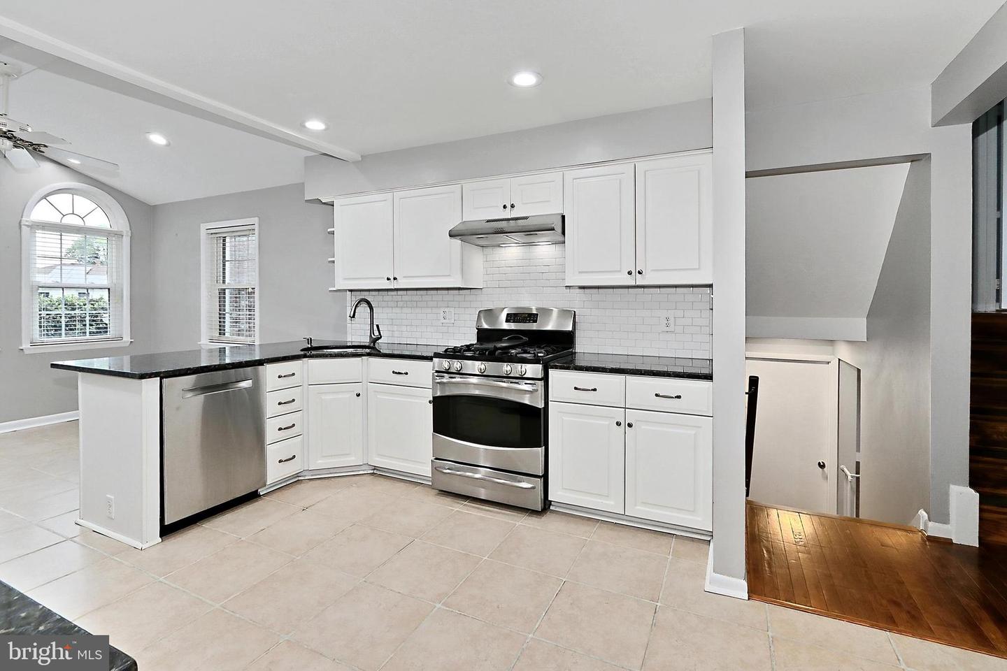 4500 HADRIAN CT, ALEXANDRIA, Virginia 22310, 5 Bedrooms Bedrooms, ,2 BathroomsBathrooms,Residential,For sale,4500 HADRIAN CT,VAFX2235568 MLS # VAFX2235568