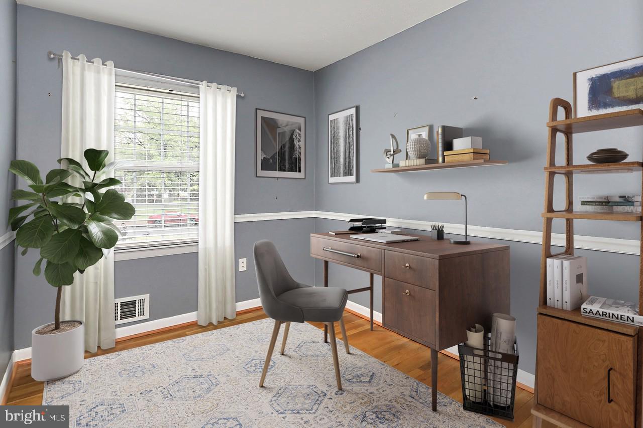 4500 HADRIAN CT, ALEXANDRIA, Virginia 22310, 5 Bedrooms Bedrooms, ,2 BathroomsBathrooms,Residential,For sale,4500 HADRIAN CT,VAFX2235568 MLS # VAFX2235568