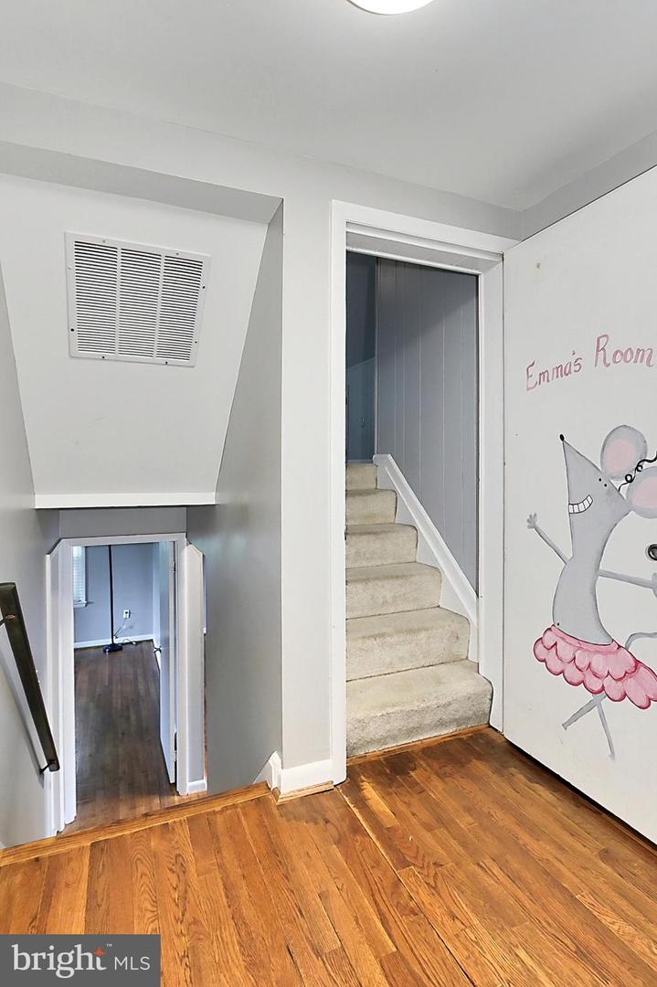 4500 HADRIAN CT, ALEXANDRIA, Virginia 22310, 5 Bedrooms Bedrooms, ,2 BathroomsBathrooms,Residential,For sale,4500 HADRIAN CT,VAFX2235568 MLS # VAFX2235568