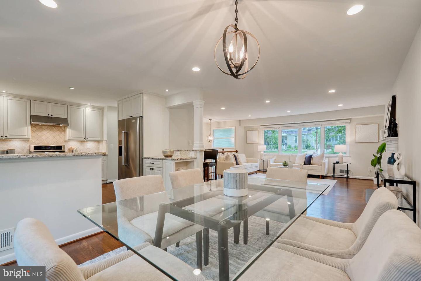 6511 ENGEL DR, MCLEAN, Virginia 22101, 5 Bedrooms Bedrooms, ,3 BathroomsBathrooms,Residential,For sale,6511 ENGEL DR,VAFX2235634 MLS # VAFX2235634
