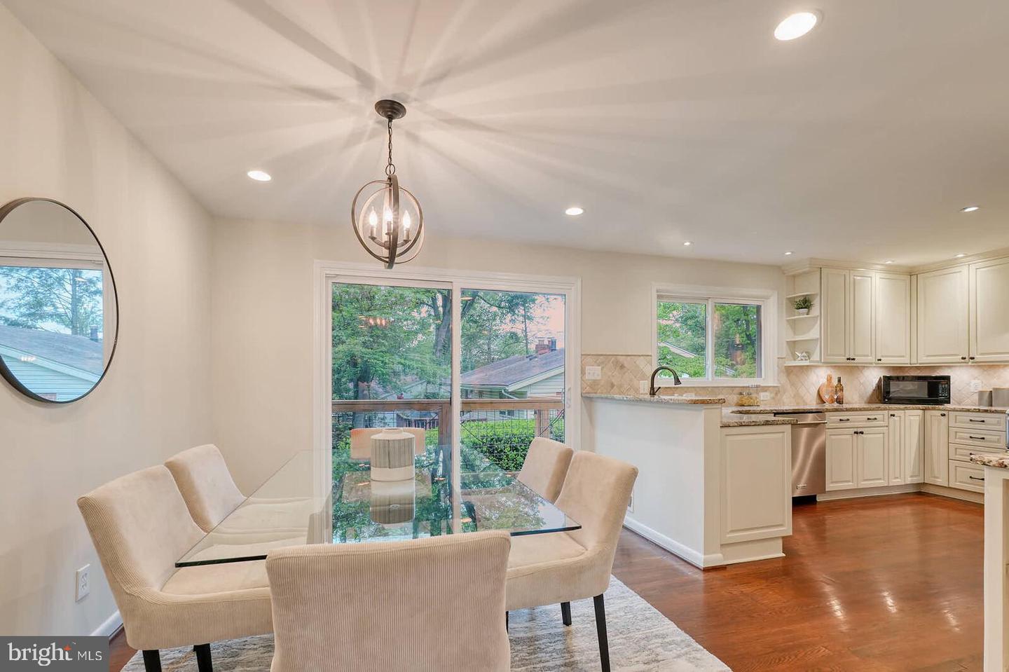 6511 ENGEL DR, MCLEAN, Virginia 22101, 5 Bedrooms Bedrooms, ,3 BathroomsBathrooms,Residential,For sale,6511 ENGEL DR,VAFX2235634 MLS # VAFX2235634
