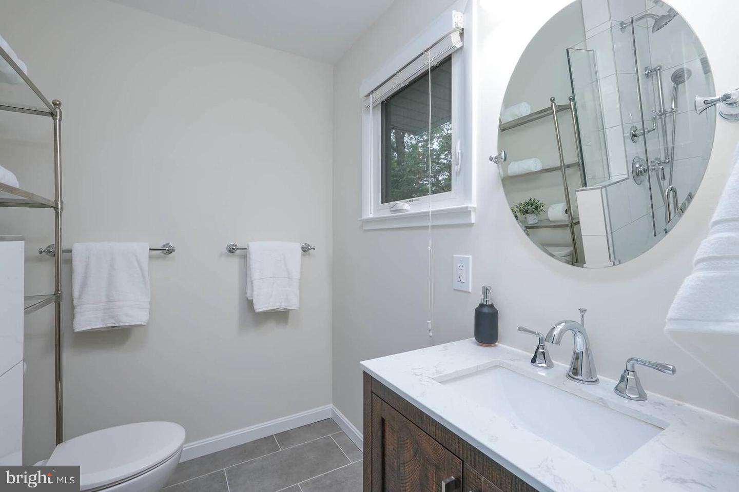6511 ENGEL DR, MCLEAN, Virginia 22101, 5 Bedrooms Bedrooms, ,3 BathroomsBathrooms,Residential,For sale,6511 ENGEL DR,VAFX2235634 MLS # VAFX2235634