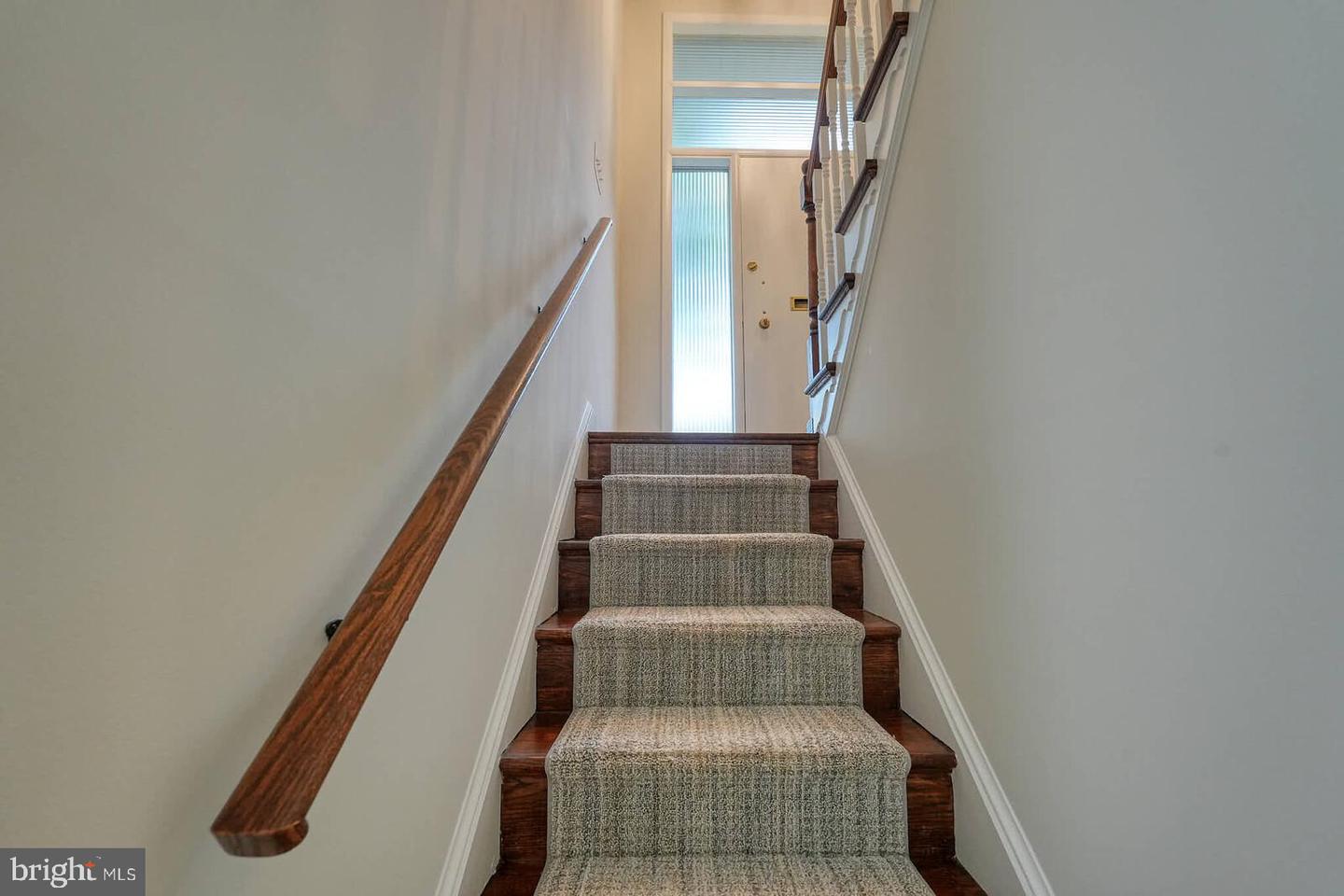 6511 ENGEL DR, MCLEAN, Virginia 22101, 5 Bedrooms Bedrooms, ,3 BathroomsBathrooms,Residential,For sale,6511 ENGEL DR,VAFX2235634 MLS # VAFX2235634