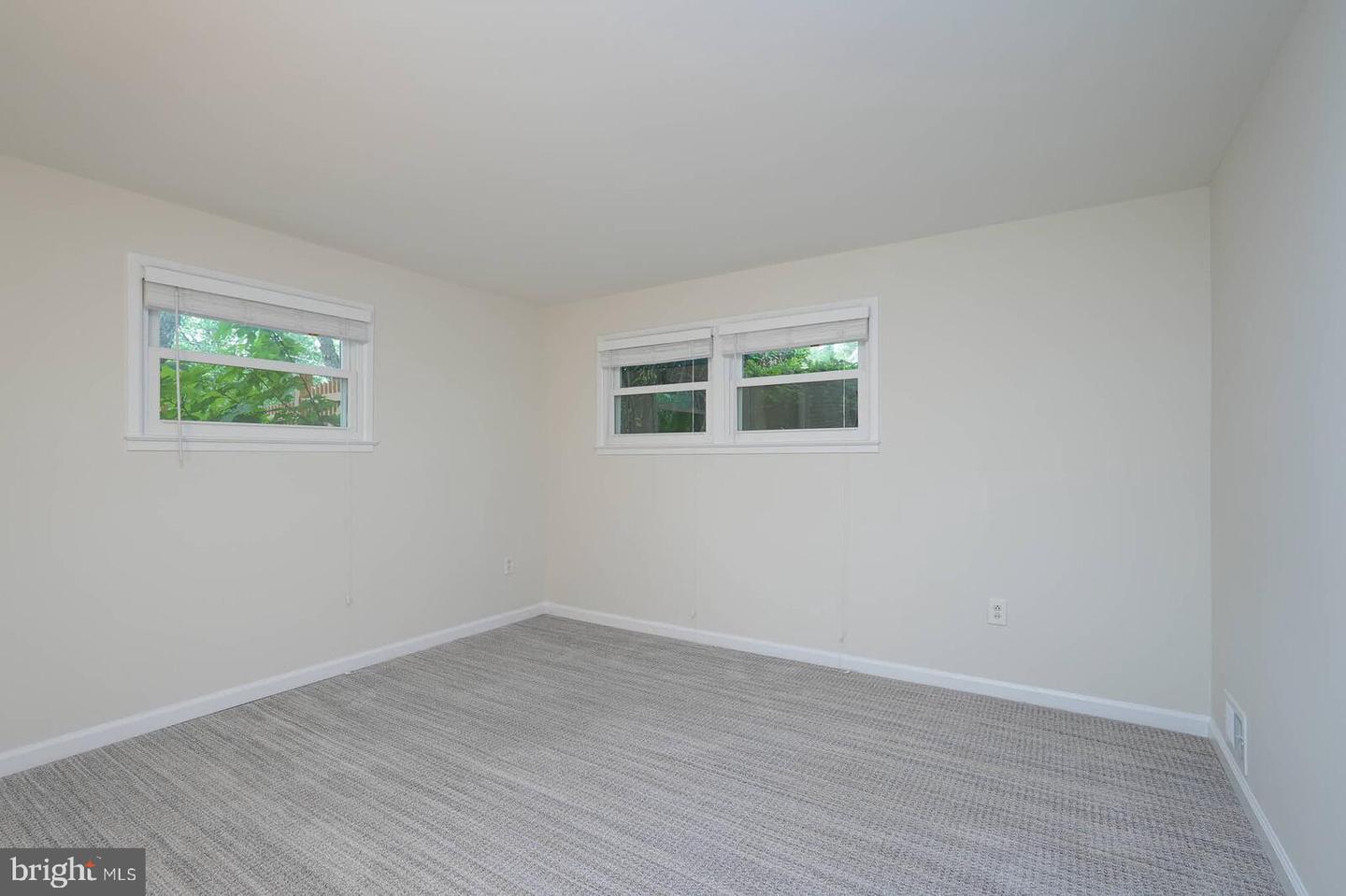6511 ENGEL DR, MCLEAN, Virginia 22101, 5 Bedrooms Bedrooms, ,3 BathroomsBathrooms,Residential,For sale,6511 ENGEL DR,VAFX2235634 MLS # VAFX2235634