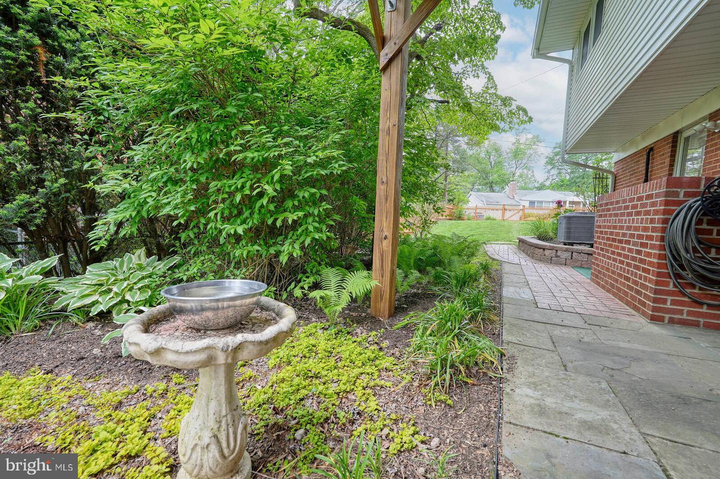 6511 ENGEL DR, MCLEAN, Virginia 22101, 5 Bedrooms Bedrooms, ,3 BathroomsBathrooms,Residential,For sale,6511 ENGEL DR,VAFX2235634 MLS # VAFX2235634