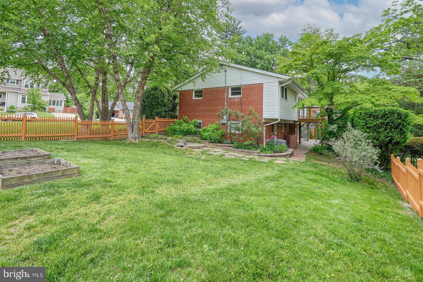 6511 ENGEL DR, MCLEAN, Virginia 22101, 5 Bedrooms Bedrooms, ,3 BathroomsBathrooms,Residential,For sale,6511 ENGEL DR,VAFX2235634 MLS # VAFX2235634