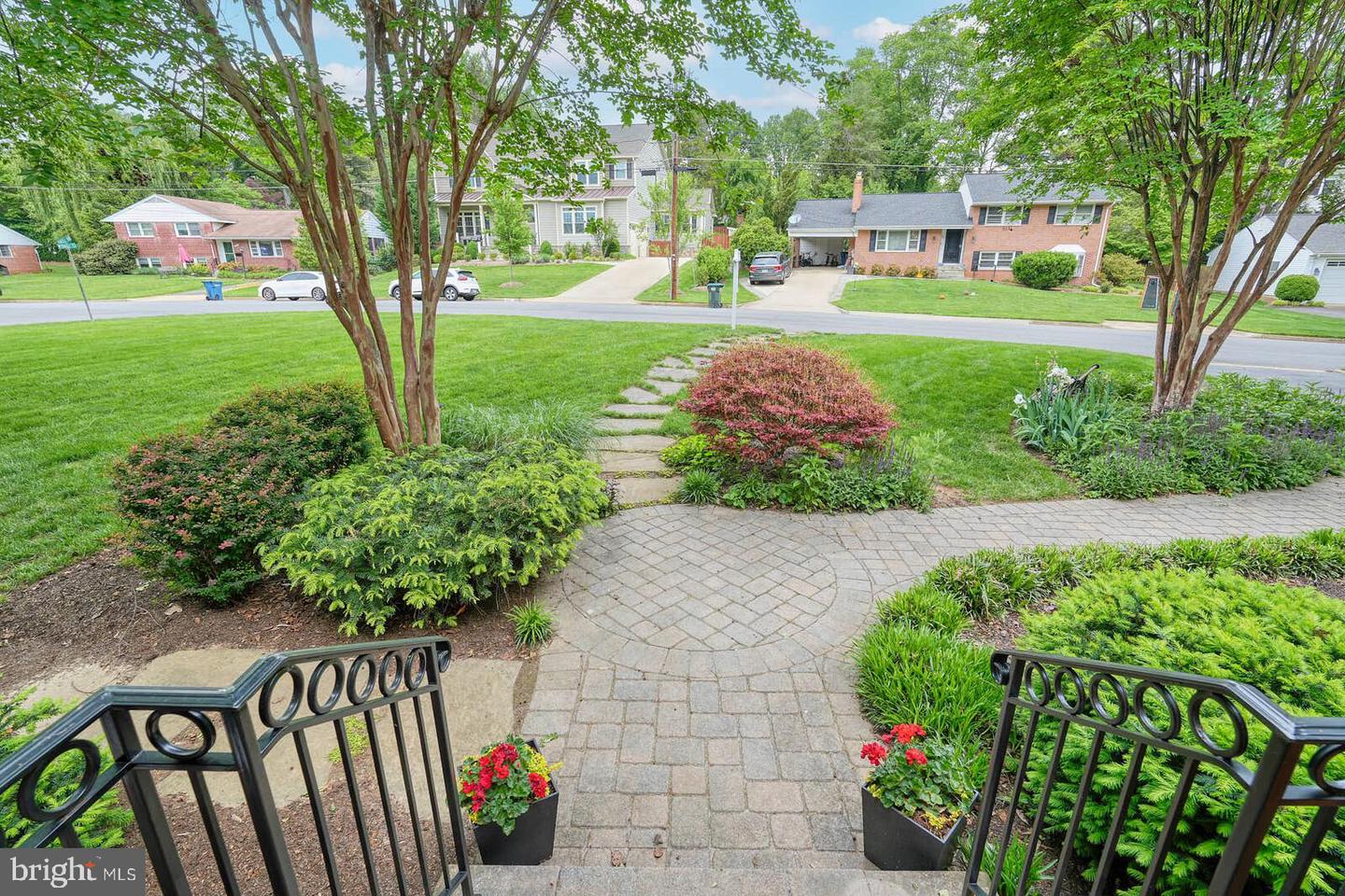 6511 ENGEL DR, MCLEAN, Virginia 22101, 5 Bedrooms Bedrooms, ,3 BathroomsBathrooms,Residential,For sale,6511 ENGEL DR,VAFX2235634 MLS # VAFX2235634