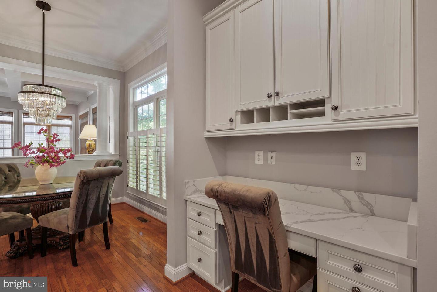 2960 TROUSSEAU LN, OAKTON, Virginia 22124, 5 Bedrooms Bedrooms, ,4 BathroomsBathrooms,Residential,For sale,2960 TROUSSEAU LN,VAFX2235672 MLS # VAFX2235672