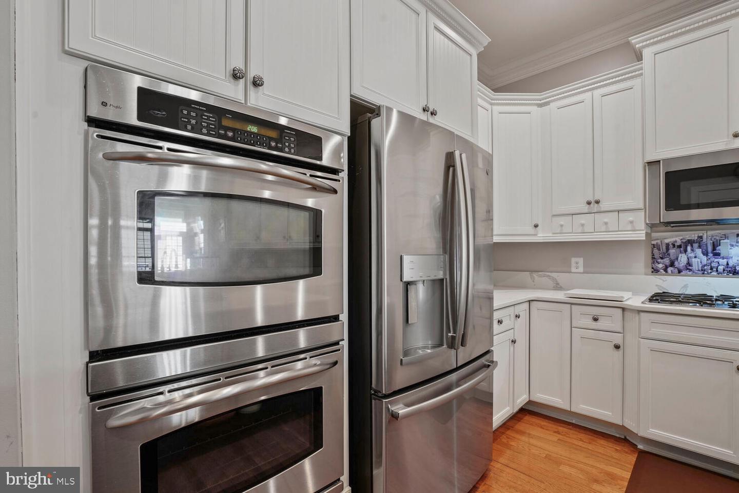 2960 TROUSSEAU LN, OAKTON, Virginia 22124, 5 Bedrooms Bedrooms, ,4 BathroomsBathrooms,Residential,For sale,2960 TROUSSEAU LN,VAFX2235672 MLS # VAFX2235672