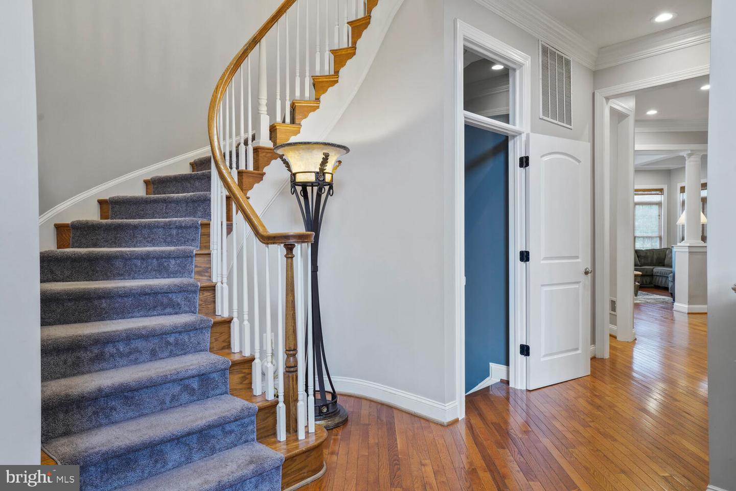 2960 TROUSSEAU LN, OAKTON, Virginia 22124, 5 Bedrooms Bedrooms, ,4 BathroomsBathrooms,Residential,For sale,2960 TROUSSEAU LN,VAFX2235672 MLS # VAFX2235672