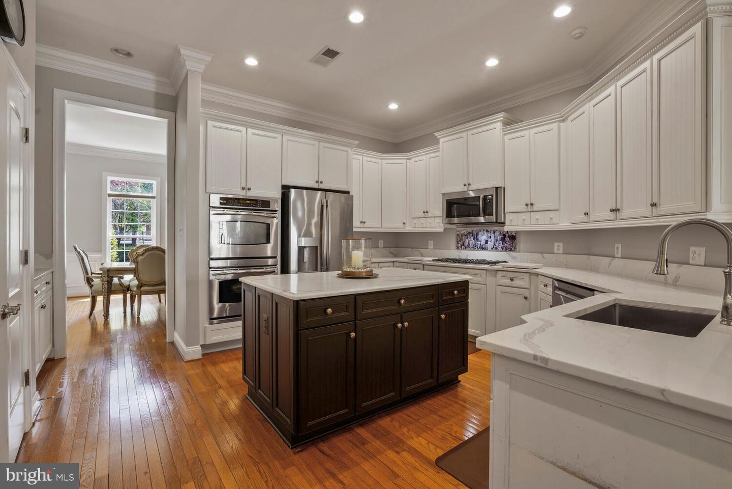 2960 TROUSSEAU LN, OAKTON, Virginia 22124, 5 Bedrooms Bedrooms, ,4 BathroomsBathrooms,Residential,For sale,2960 TROUSSEAU LN,VAFX2235672 MLS # VAFX2235672