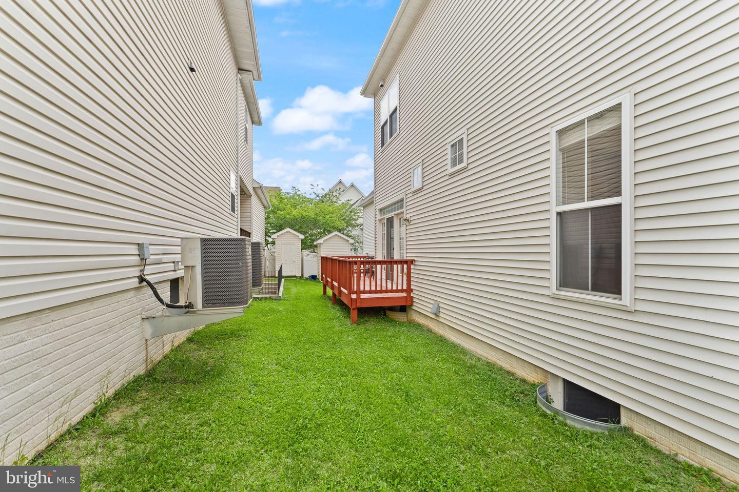 17435 LETHRIDGE CIR, ROUND HILL, Virginia 20141, 5 Bedrooms Bedrooms, ,4 BathroomsBathrooms,Residential,For sale,17435 LETHRIDGE CIR,VALO2094480 MLS # VALO2094480