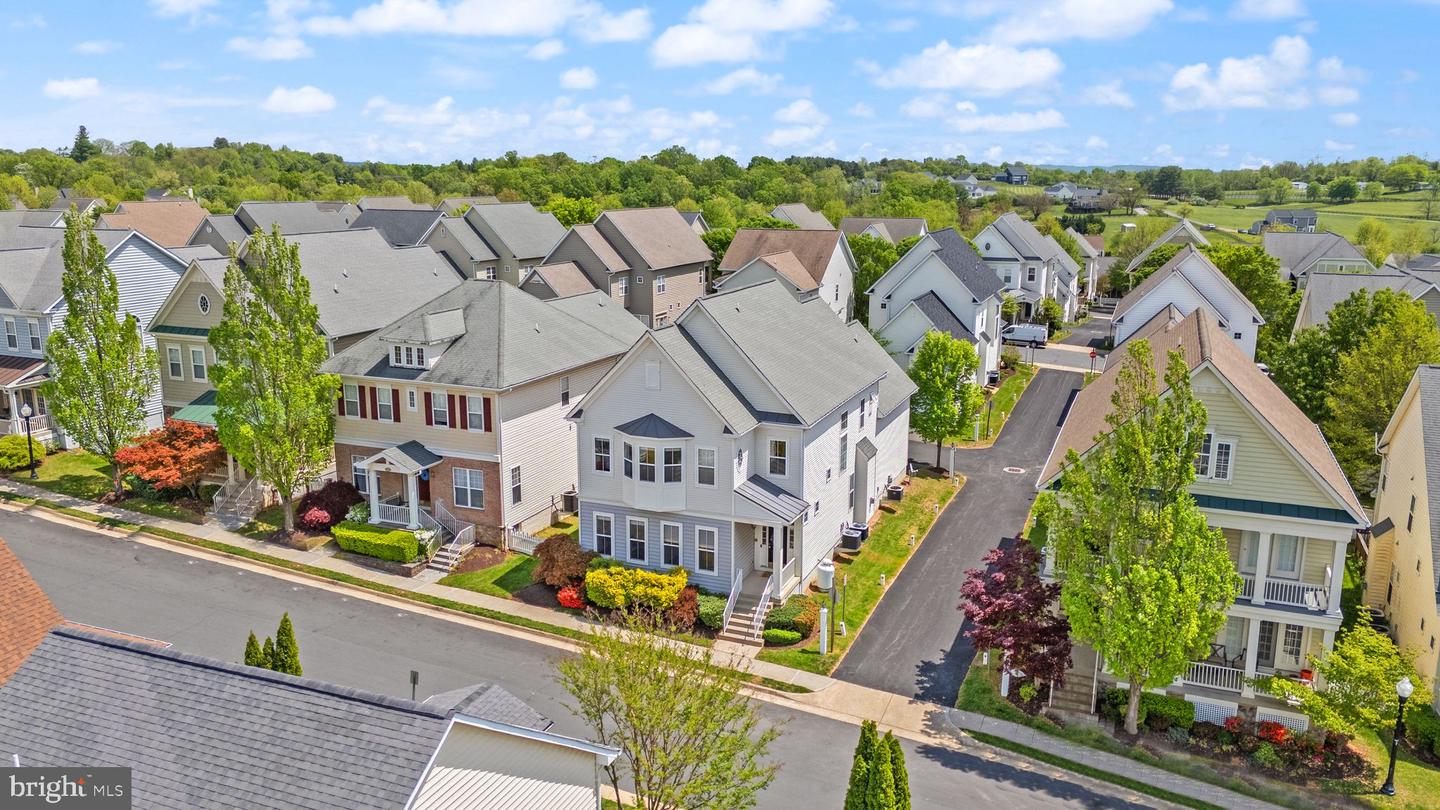 17435 LETHRIDGE CIR, ROUND HILL, Virginia 20141, 5 Bedrooms Bedrooms, ,4 BathroomsBathrooms,Residential,For sale,17435 LETHRIDGE CIR,VALO2094480 MLS # VALO2094480
