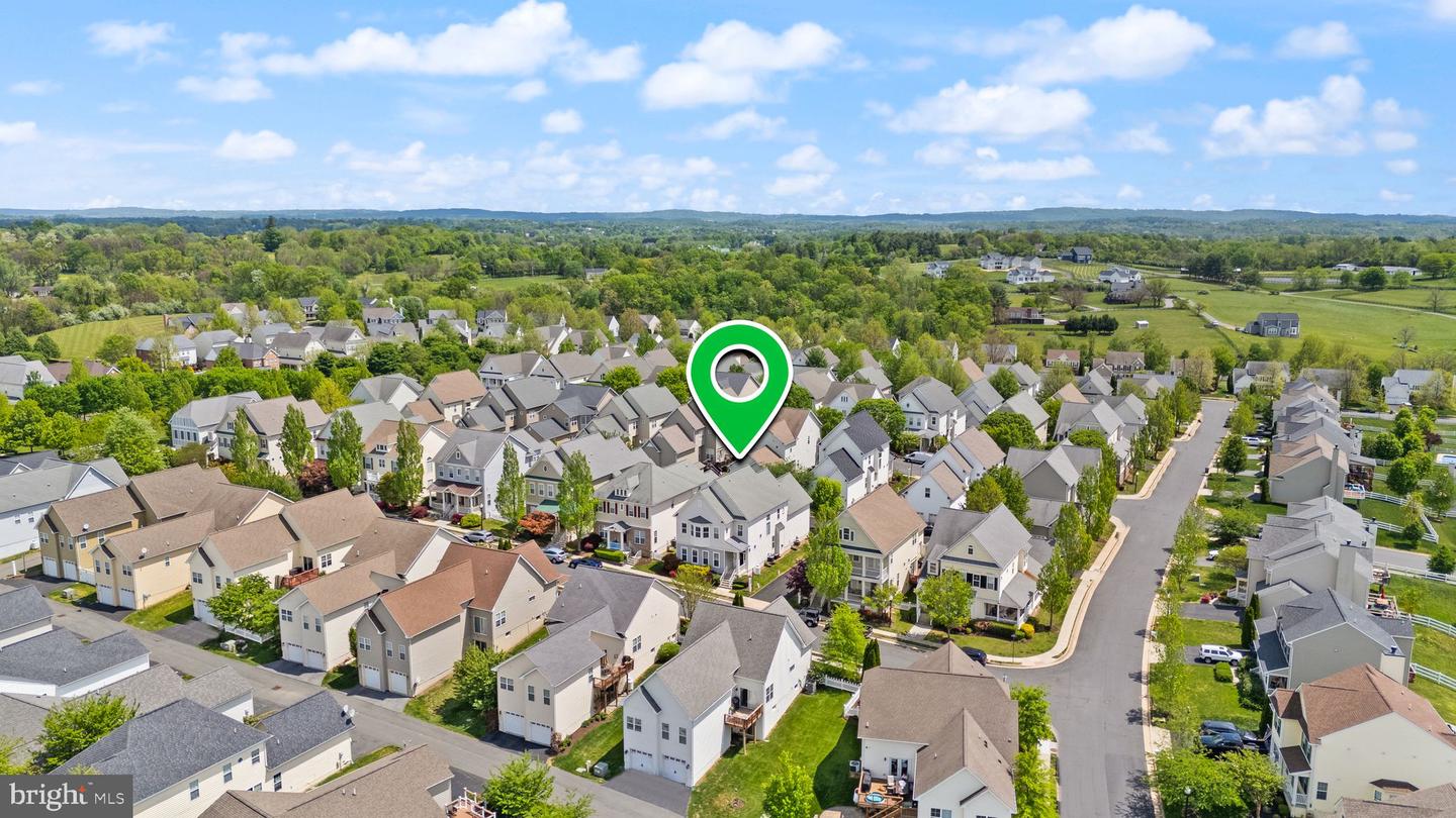 17435 LETHRIDGE CIR, ROUND HILL, Virginia 20141, 5 Bedrooms Bedrooms, ,4 BathroomsBathrooms,Residential,For sale,17435 LETHRIDGE CIR,VALO2094480 MLS # VALO2094480