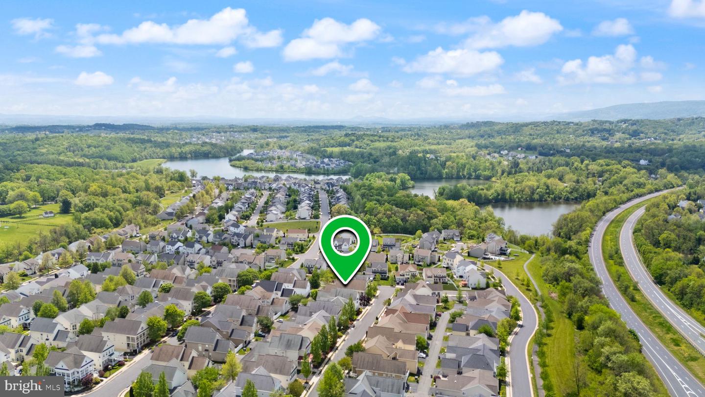 17435 LETHRIDGE CIR, ROUND HILL, Virginia 20141, 5 Bedrooms Bedrooms, ,4 BathroomsBathrooms,Residential,For sale,17435 LETHRIDGE CIR,VALO2094480 MLS # VALO2094480