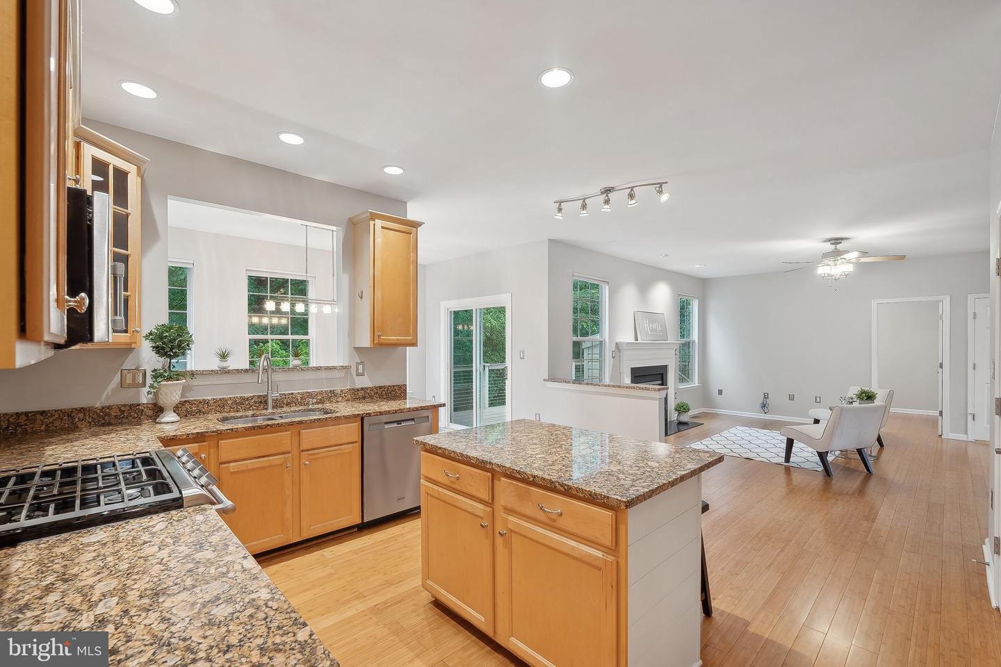 8479 CATIA LN, SPRINGFIELD, Virginia 22153, 5 Bedrooms Bedrooms, ,3 BathroomsBathrooms,Residential,For sale,8479 CATIA LN,VAFX2235798 MLS # VAFX2235798