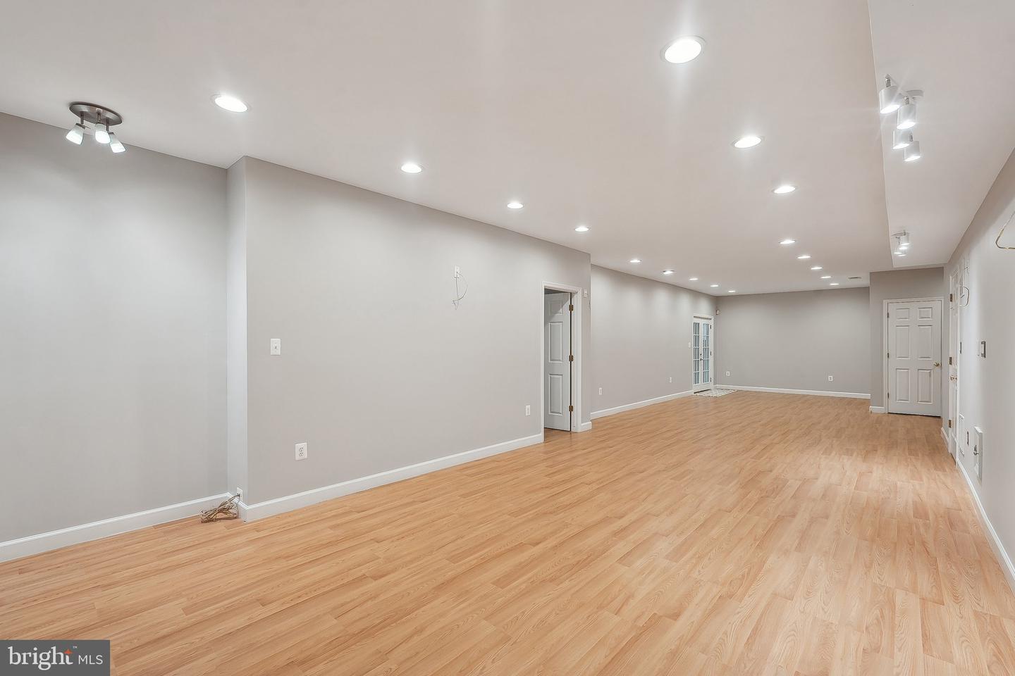 8479 CATIA LN, SPRINGFIELD, Virginia 22153, 5 Bedrooms Bedrooms, ,3 BathroomsBathrooms,Residential,For sale,8479 CATIA LN,VAFX2235798 MLS # VAFX2235798