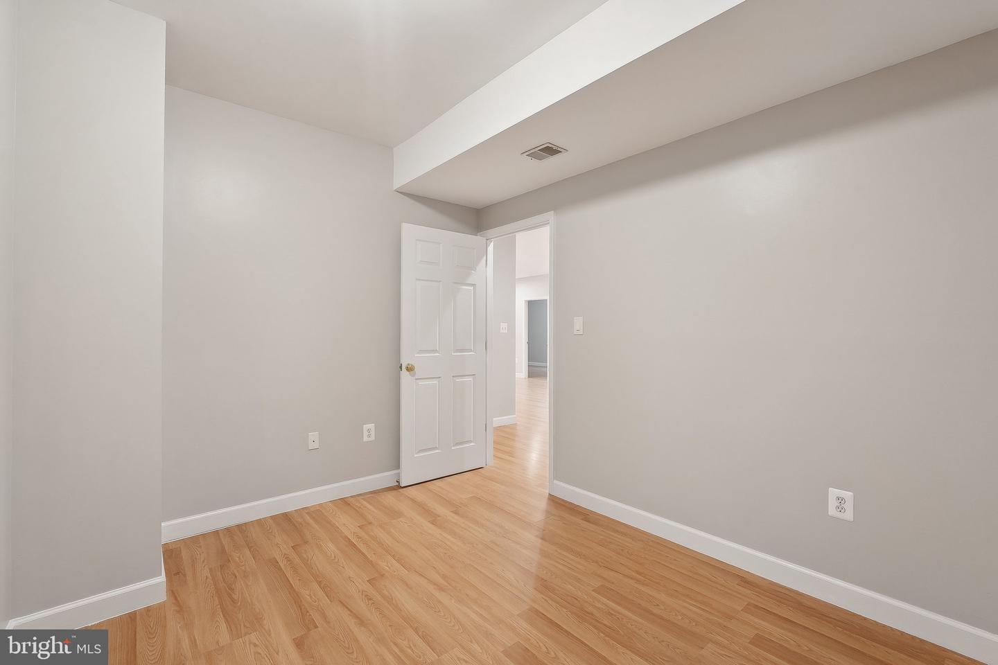 8479 CATIA LN, SPRINGFIELD, Virginia 22153, 5 Bedrooms Bedrooms, ,3 BathroomsBathrooms,Residential,For sale,8479 CATIA LN,VAFX2235798 MLS # VAFX2235798