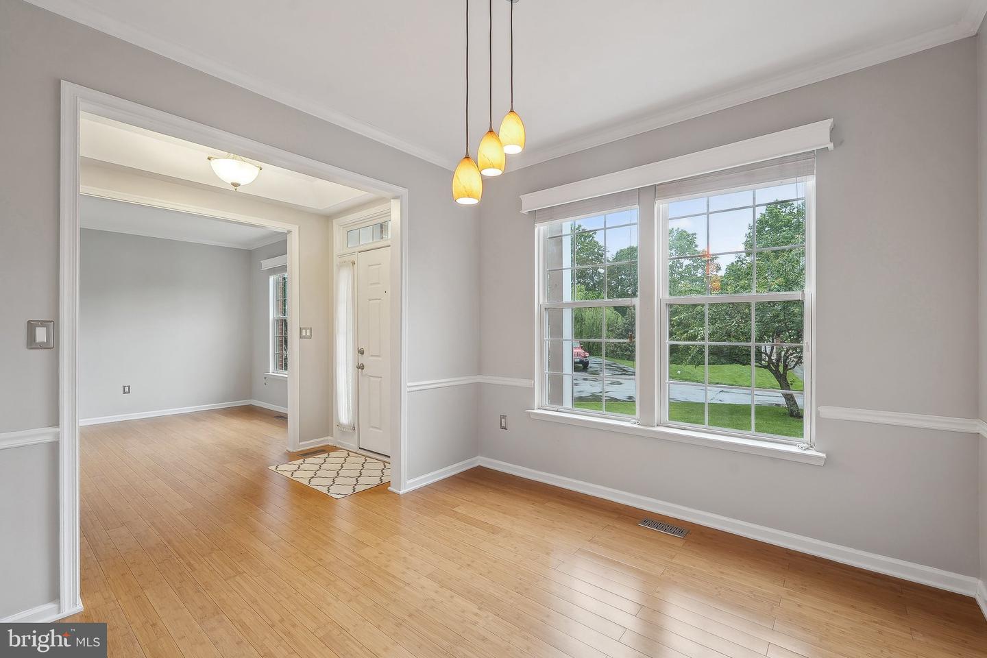 8479 CATIA LN, SPRINGFIELD, Virginia 22153, 5 Bedrooms Bedrooms, ,3 BathroomsBathrooms,Residential,For sale,8479 CATIA LN,VAFX2235798 MLS # VAFX2235798