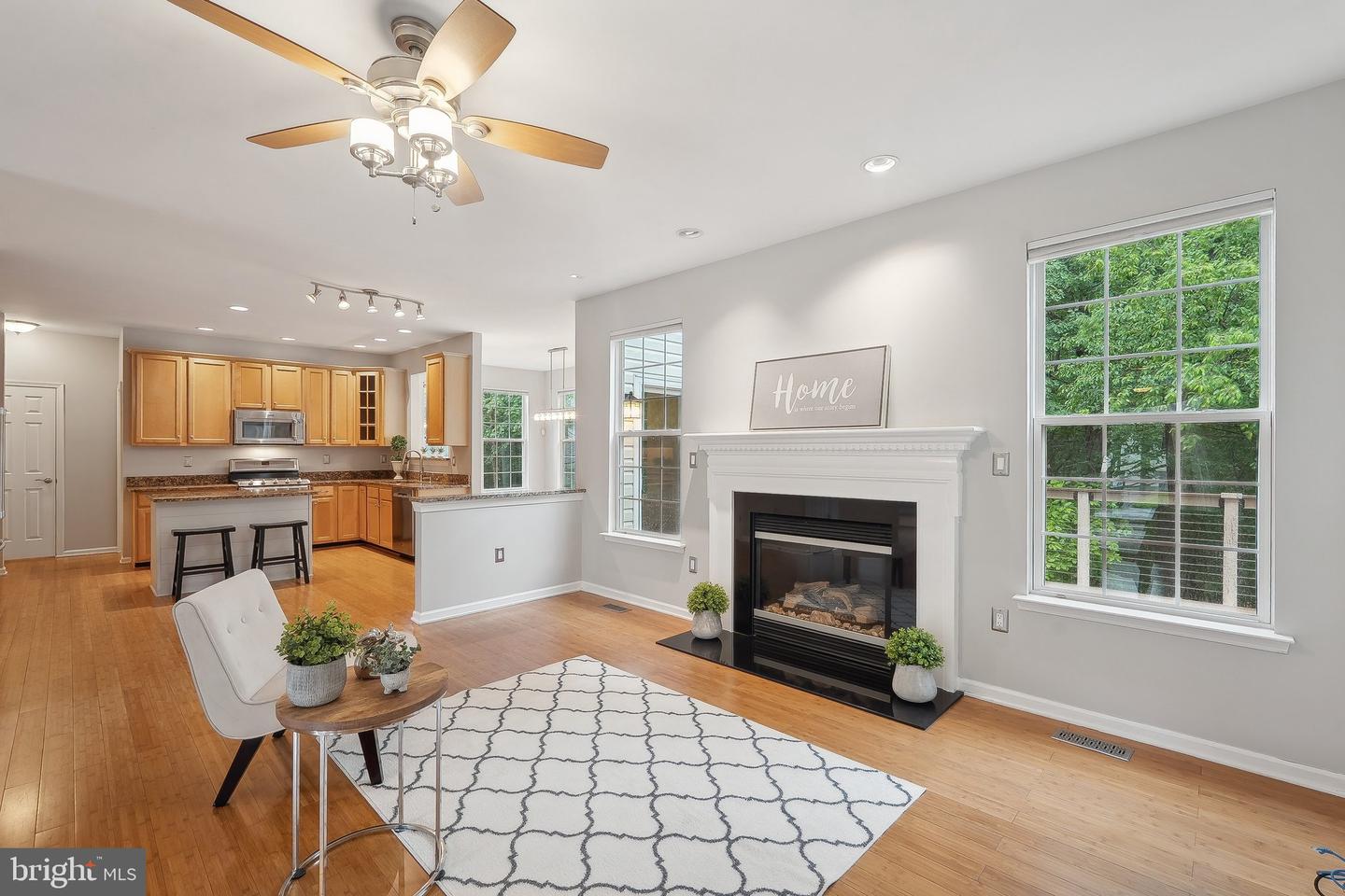 8479 CATIA LN, SPRINGFIELD, Virginia 22153, 5 Bedrooms Bedrooms, ,3 BathroomsBathrooms,Residential,For sale,8479 CATIA LN,VAFX2235798 MLS # VAFX2235798