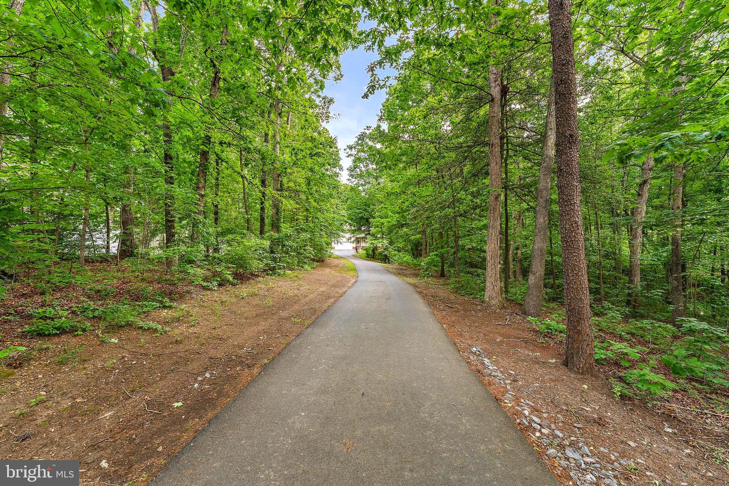 10614 RHOADS DR, FREDERICKSBURG, Virginia 22407, 4 Bedrooms Bedrooms, ,2 BathroomsBathrooms,Residential,For sale,10614 RHOADS DR,VASP2032464 MLS # VASP2032464