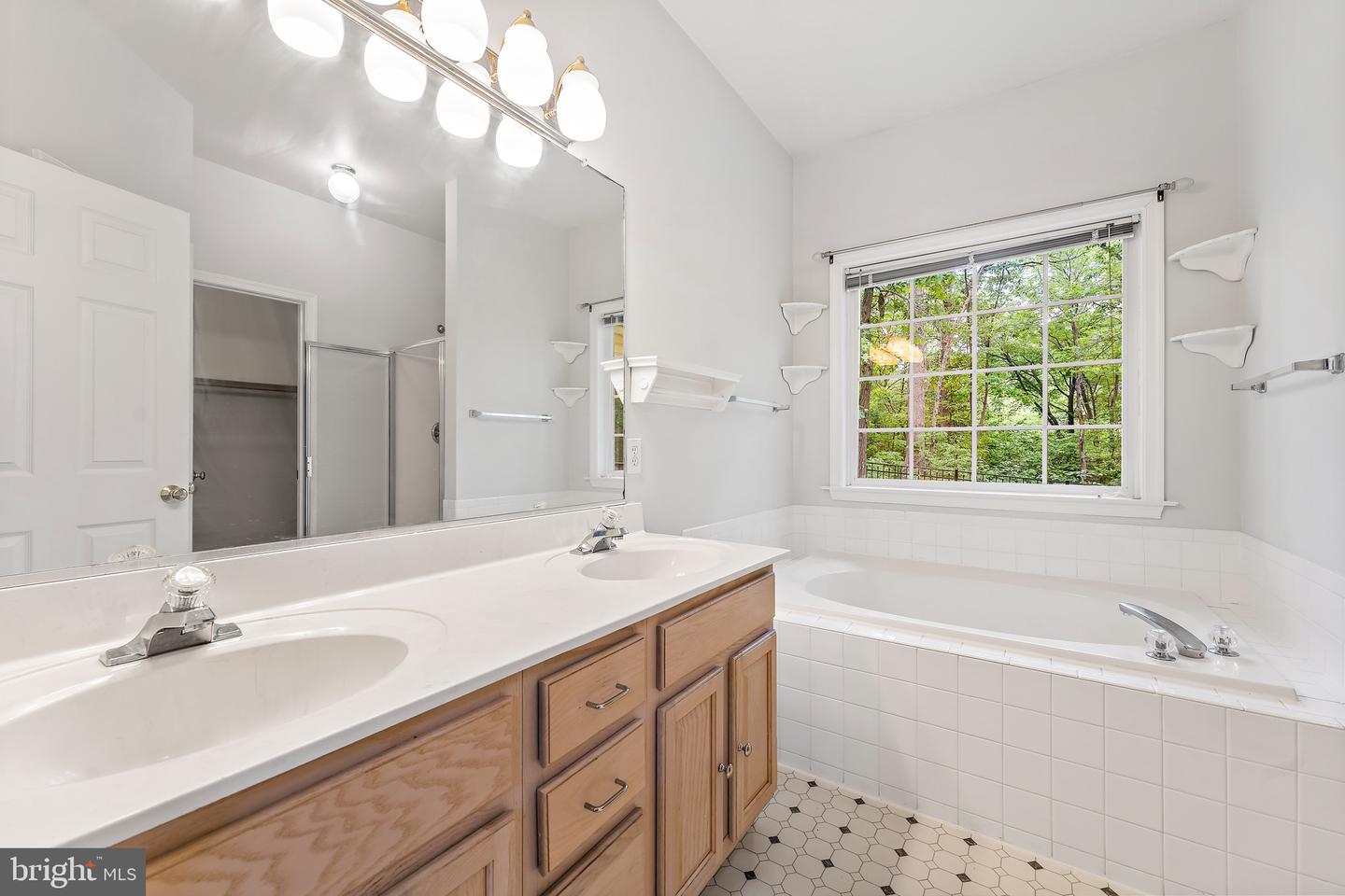 10614 RHOADS DR, FREDERICKSBURG, Virginia 22407, 4 Bedrooms Bedrooms, ,2 BathroomsBathrooms,Residential,For sale,10614 RHOADS DR,VASP2032464 MLS # VASP2032464