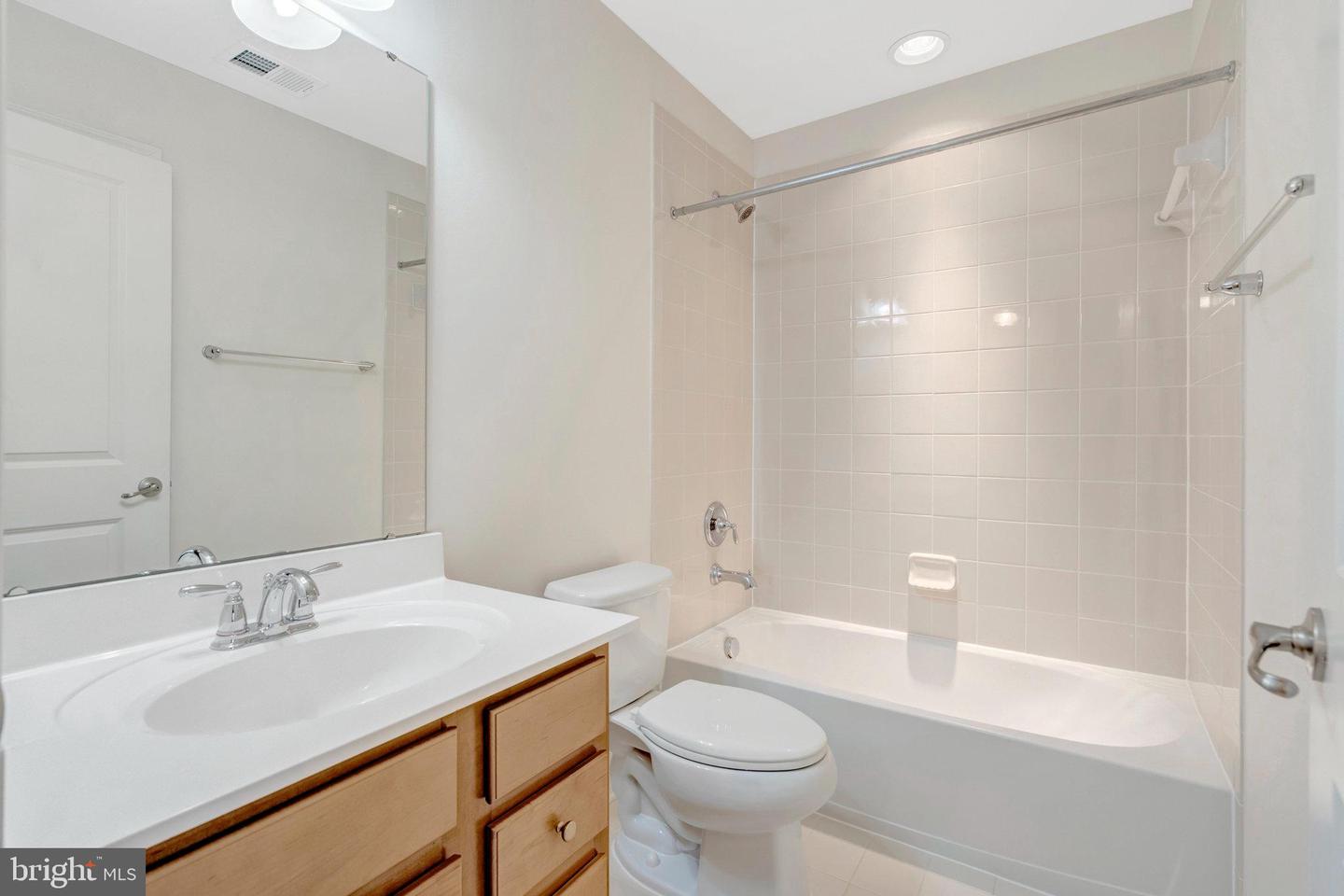 14123 HARO TRL, GAINESVILLE, Virginia 20155, 3 Bedrooms Bedrooms, 6 Rooms Rooms,2 BathroomsBathrooms,Residential,For sale,14123 HARO TRL,VAPW2092700 MLS # VAPW2092700